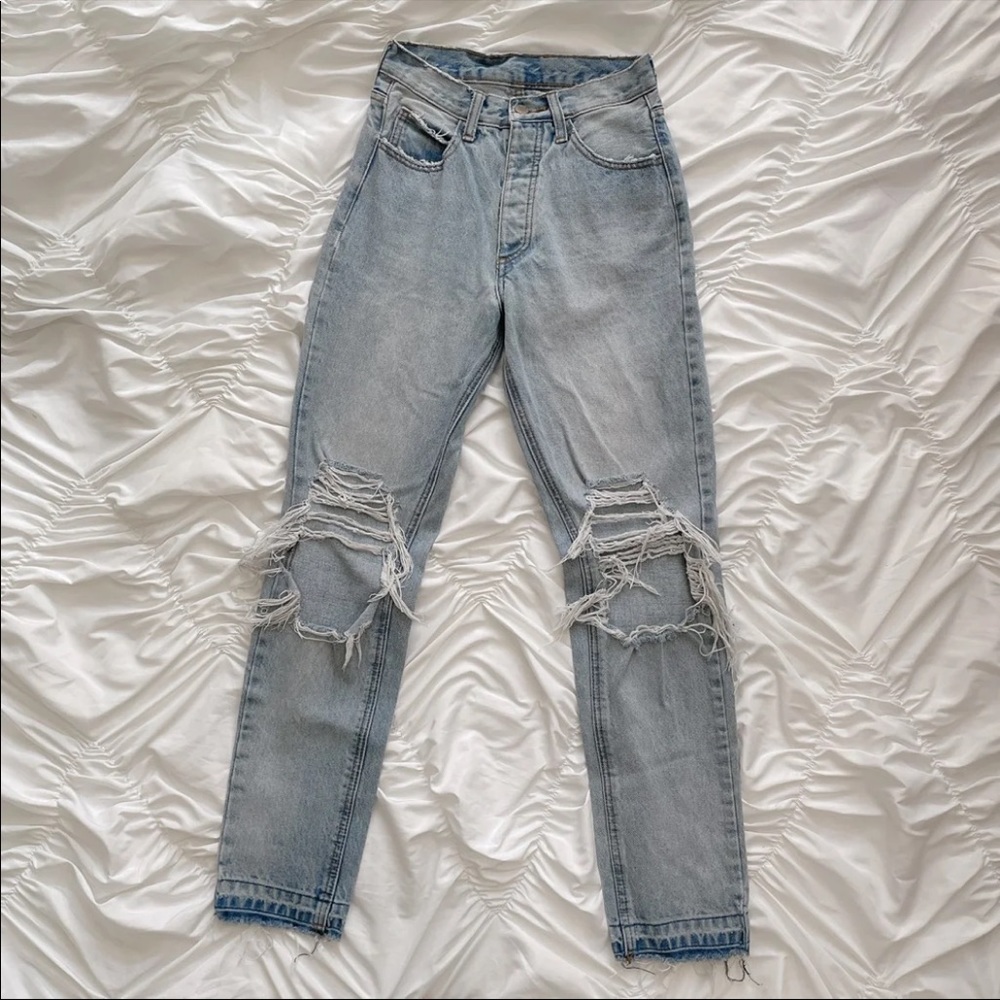 brandy melville jane distressed mom jeans
